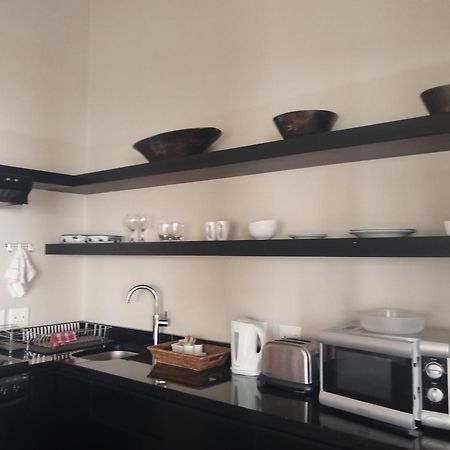 Ana'S Place Apartments Mossel Bay Eksteriør billede