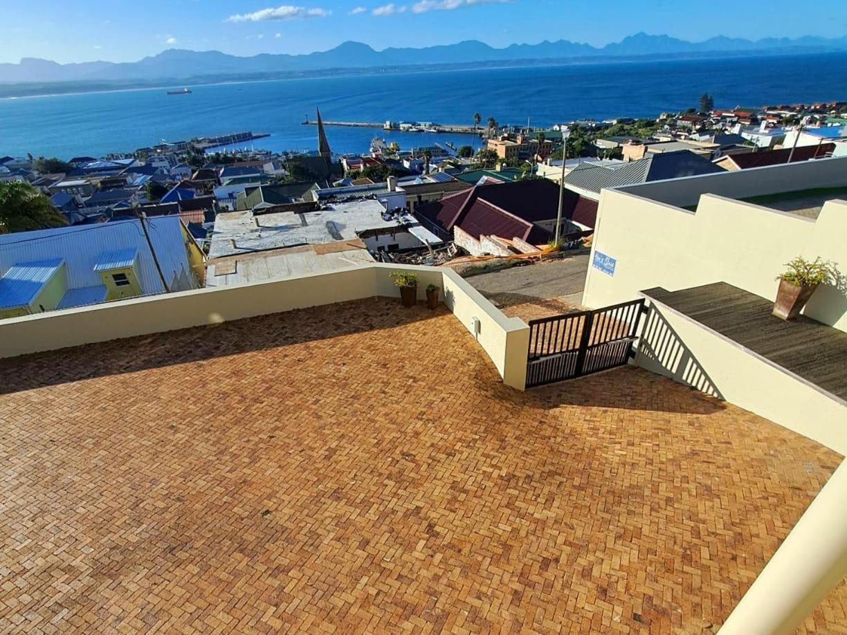 Ana'S Place Apartments Mossel Bay Eksteriør billede